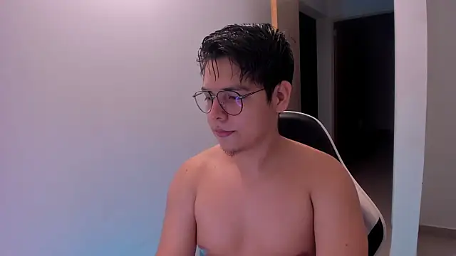 Asta YunoXXX online show from 06-13-26, 10:35