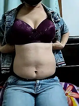 Queencandy736 online show from 01-16-26, 07:56