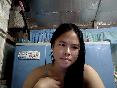 Snapshot of xxdreamgirl69 chatting on 06-24-26, 12:31 xxdreamgirl69 online show from 06-24-26, 12:31