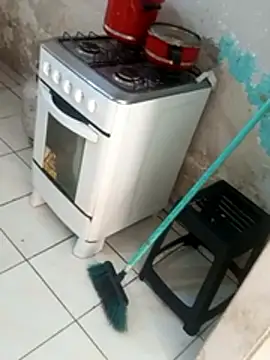 Snapshot of _-_putinha_- chatting on 12-16-25, 04:01 - putinha - online show from 12-16-25, 04:01