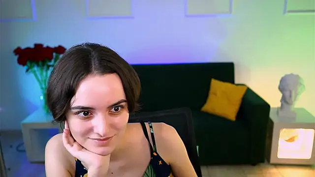 KateWillows online show from 12-05-25, 04:21