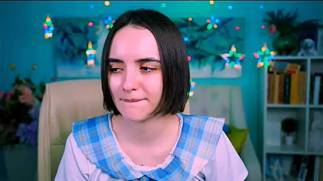 KateWillows online show from 04-22-26, 04:26