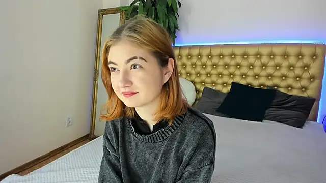 KristineGloww online show from 12-01-25, 07:46