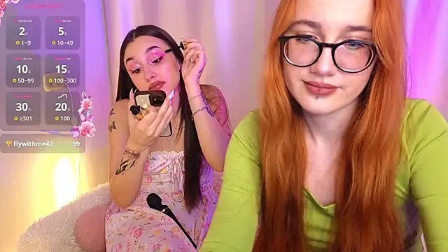 sunny luna online show from 11-30-25, 05:06