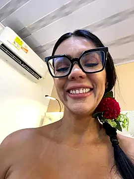 SofhiaTaylor online show from 01-12-26, 10:26