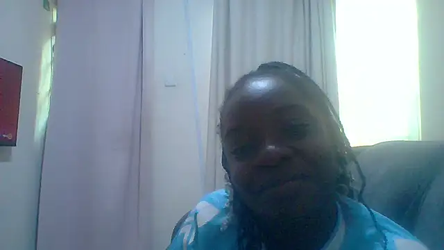 Snapshot of cutest_ebony chatting on 11-29-25, 02:09 cutest ebony online show from 11-29-25, 02:09