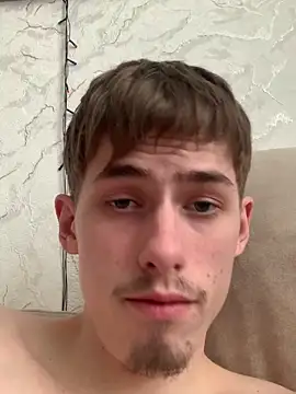 Snapshot of FreeRich chatting on 02-10-26, 06:06 FreeRich online show from 02-10-26, 06:06