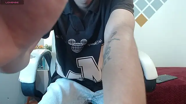 LucassSmith11 online show from 03-18-26, 07:06