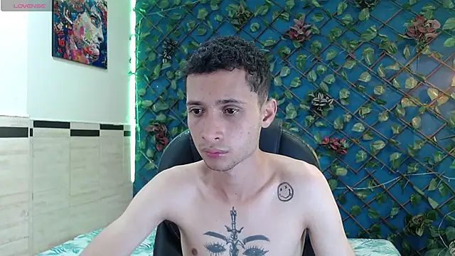 LucassSmith11 online show from 04-19-26, 08:02