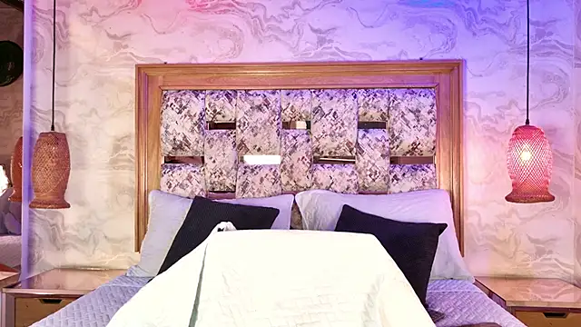 emily dempsey online show from 04-09-26, 07:19