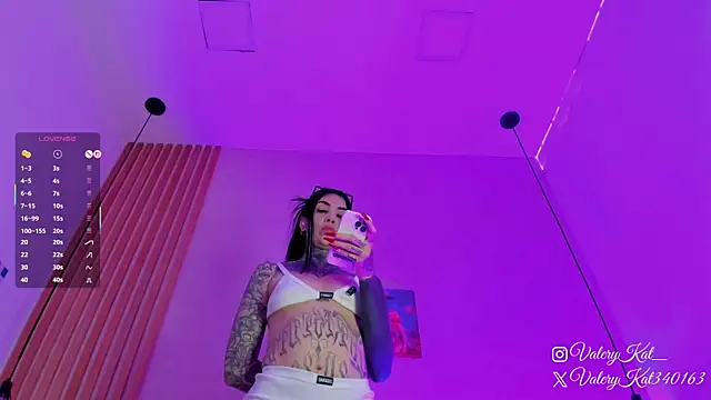 Snapshot of Valerykat_ chatting on 02-19-26, 11:50 Valerykat online show from 02-19-26, 11:50