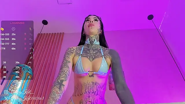 Snapshot of Valerykat_ chatting on 03-19-26, 11:36 Valerykat online show from 03-19-26, 11:36