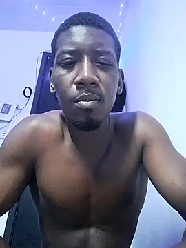 Snapshot of GustavoKing chatting on 12-18-25, 08:53 GustavoKing online show from 12-18-25, 08:53