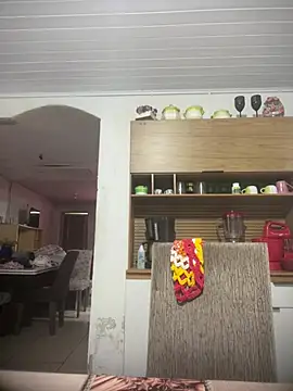 Snapshot of larysinha chatting on 01-14-26, 08:03 larysinha online show from 01-14-26, 08:03