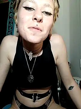 AuroraAya online show from 02-02-26, 07:23