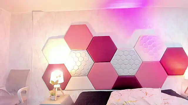 AriaRous online show from 07-21-26, 03:47