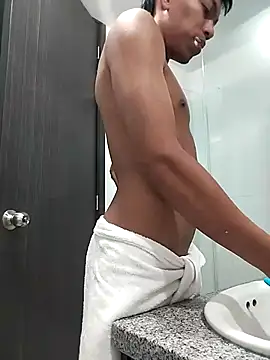 santinaughty online show from 12-17-25, 02:06