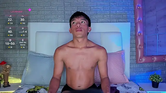 santinaughty online show from 01-11-26, 01:54