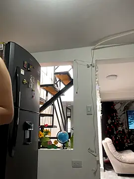 Snapshot of kayla_lumin chatting on 12-02-25, 03:51 kayla lumin online show from 12-02-25, 03:51