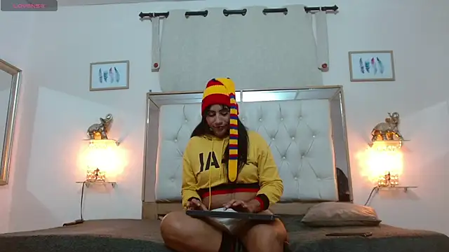 dr jolie  online show from 12-15-25, 04:39