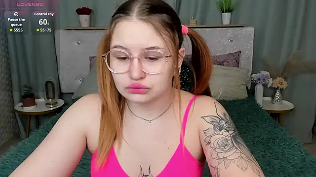 MilanaXHoney online show from 02-08-26, 12:47