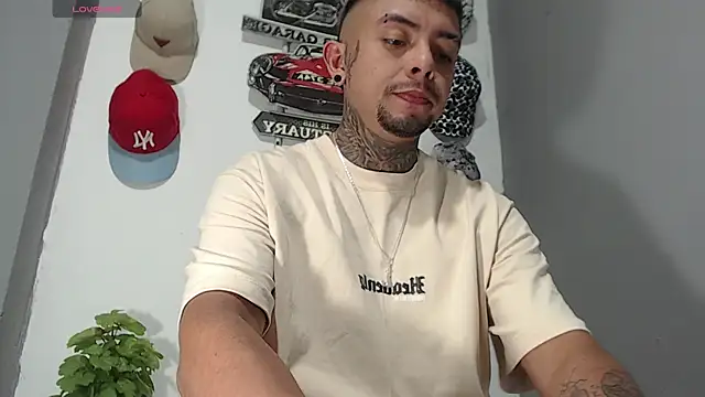 Snapshot of BASTIAN_NICOLAS_ chatting on 02-19-26, 10:06 BASTIAN NICOLAS online show from 02-19-26, 10:06