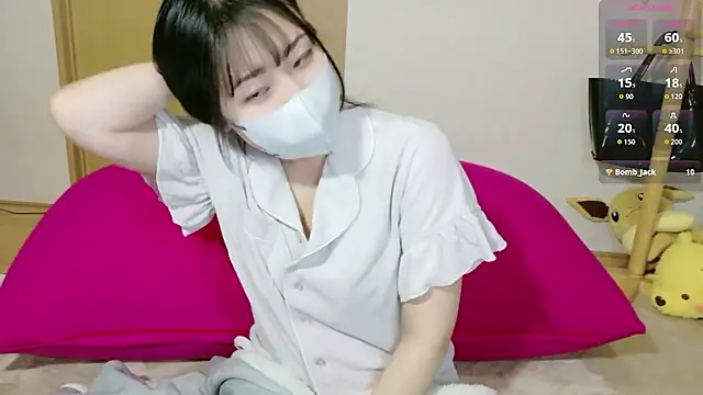 Snapshot of shiorin_3 chatting on 03-18-26, 10:40 shiorin 3 online show from 03-18-26, 10:40