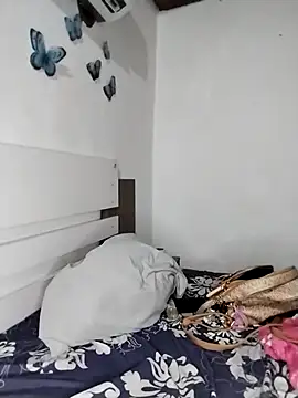 Emely kis  online show from 12-04-25, 03:32