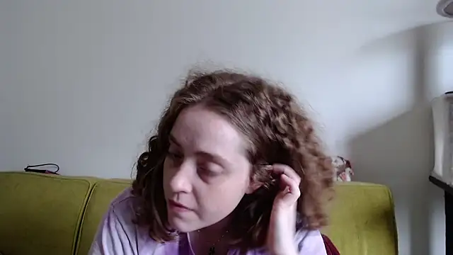 DeliaBlew online show from 06-05-26, 04:45