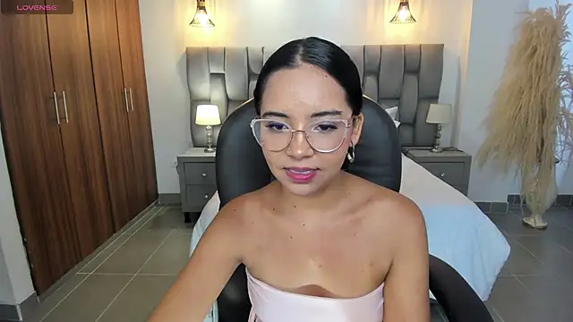 alana martiins online show from 07-06-26, 07:05