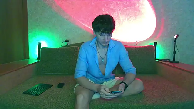 Snapshot of mr_Love_Anders chatting on 12-19-25, 11:39 mr Love Anders online show from 12-19-25, 11:39