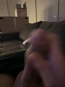 Snapshot of Magicboysz chatting on 03-15-26, 08:48 Magicboysz online show from 03-15-26, 08:48