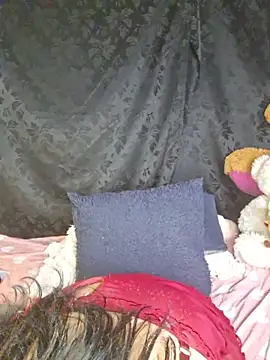 Snapshot of sol_liu chatting on 11-30-25, 12:53 sol liu online show from 11-30-25, 12:53