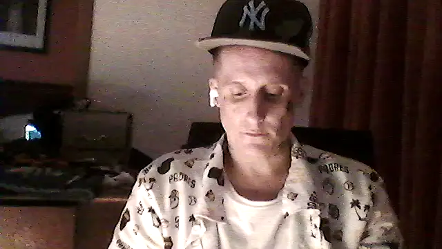 lottatoxicshyt online show from 06-01-26, 10:06