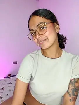   VioletaHeaven   online show from 01-06-26, 11:36