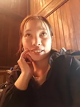 Evelyn-n online show from 11-30-25, 07:23