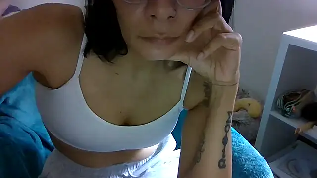 Snapshot of annemassa chatting on 07-21-26, 11:34 annemassa online show from 07-21-26, 11:34