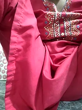 Snapshot of Renababy4567 chatting on 12-05-25, 05:16 Renababy4567 online show from 12-05-25, 05:16