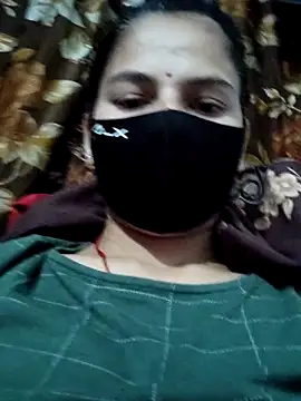 Snapshot of RADHIKA-1143 chatting on 12-16-25, 06:24 RADHIKA-1143 online show from 12-16-25, 06:24