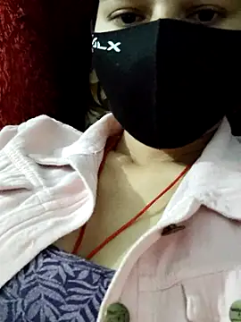 Snapshot of RADHIKA-1143 chatting on 12-21-25, 12:23 RADHIKA-1143 online show from 12-21-25, 12:23