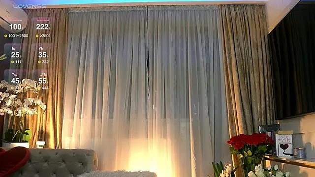 ChloeVelvetx online show from 06-14-26, 09:39