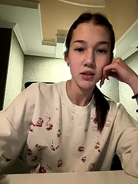 Snapshot of lilXdomii chatting on 12-15-25, 09:30 lilXdomii online show from 12-15-25, 09:30