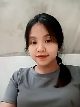 Snapshot of Pretty-haert chatting on 04-23-26, 02:52 Pretty-haert online show from 04-23-26, 02:52