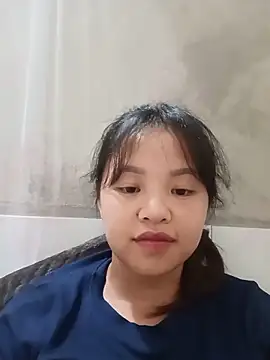 Snapshot of Pretty-haert chatting on 05-16-26, 12:29 Pretty-haert online show from 05-16-26, 12:29