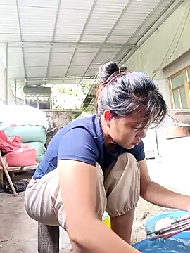 Snapshot of Pretty-haert chatting on 05-19-26, 02:18 Pretty-haert online show from 05-19-26, 02:18