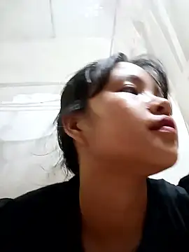 Snapshot of Pretty-haert chatting on 05-25-26, 06:30 Pretty-haert online show from 05-25-26, 06:30