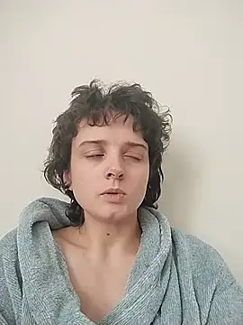 Amy01112 online show from 07-25-26, 11:30