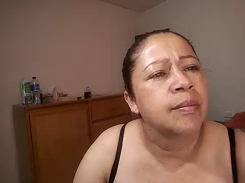 pamela 08 online show from 12-17-25, 09:21