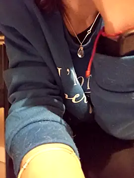 gatitachula93 online show from 03-18-26, 10:35