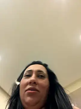 Snapshot of Deusaindia chatting on 01-13-26, 06:08 Deusaindia online show from 01-13-26, 06:08